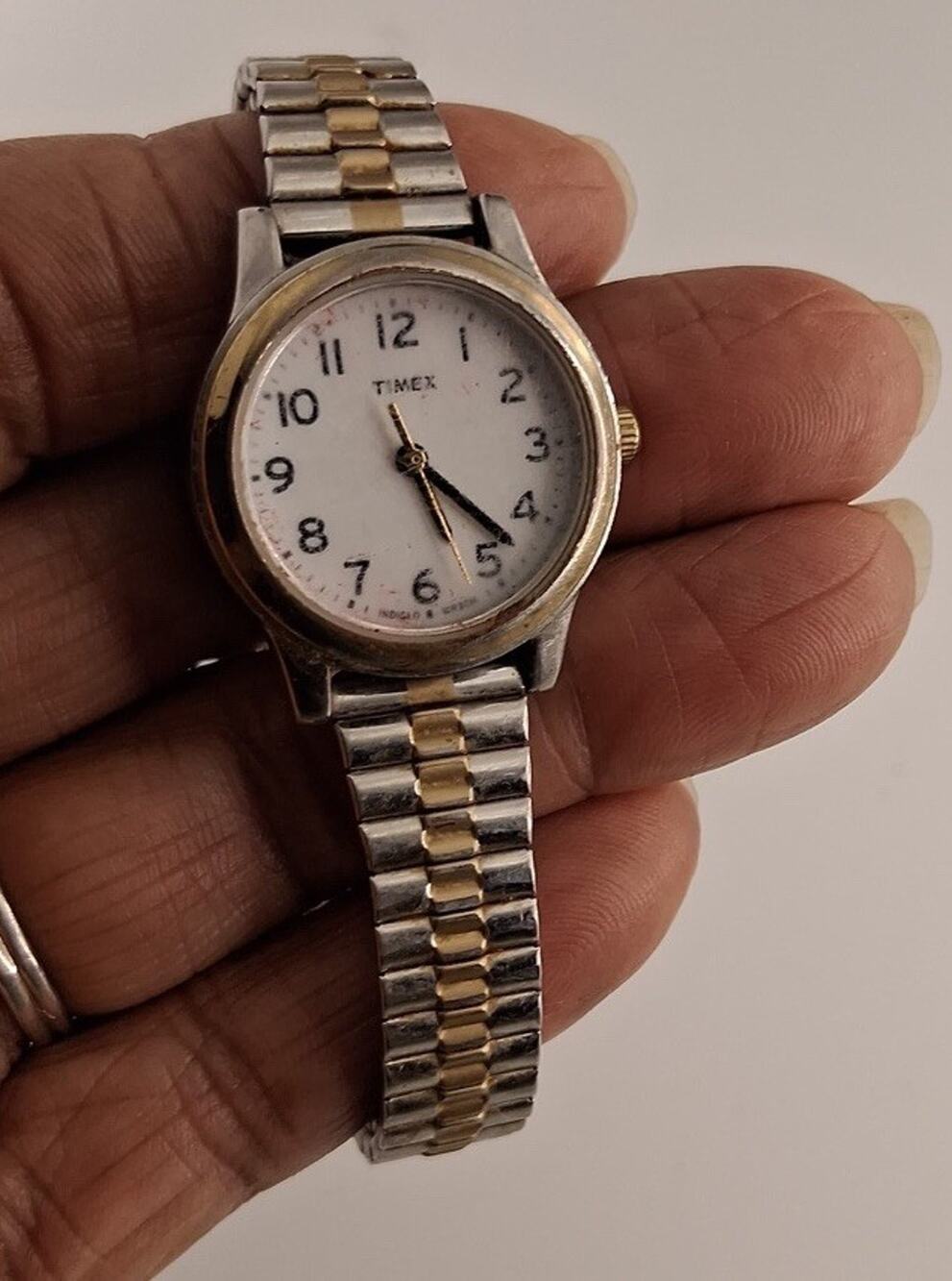 Vintage Womens Timex Indiglo Two Tone Stretch Expansion Band Easy Read Quartz